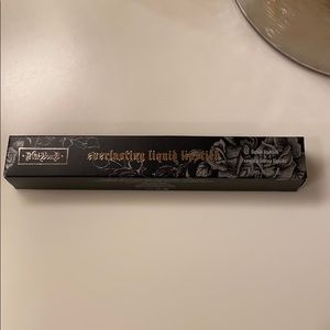 KVD Vegan Beauty • Everlasting Liquid Lipstick